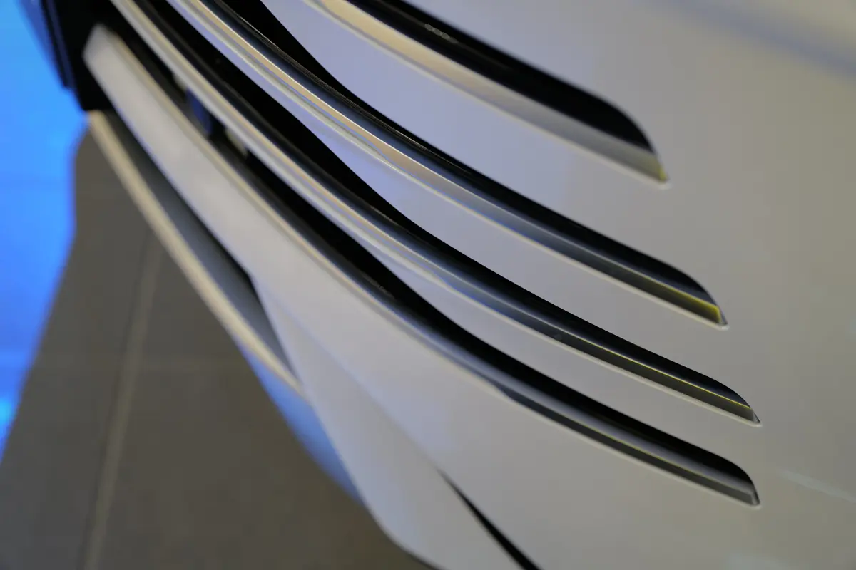 BYD SEALION 6のエクステリア〜フロントバンパー