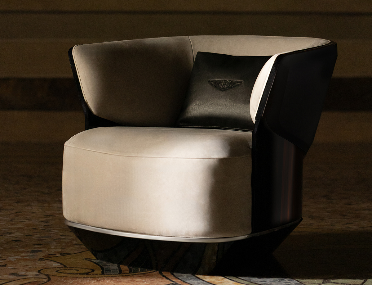 ベントレー・ホームより発売される家具シリーズ（チェア）