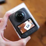 DJI OSMO360のモニター点灯状態