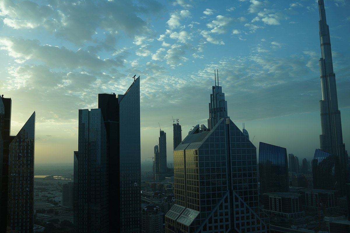 ドバイの街なか(高層ビル群)