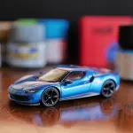 フェラーリ296GTBの1/64サイズミニカー（ブルー）
