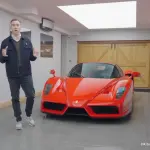 フェラーリ ラフェラーリの取扱説明書〜全景