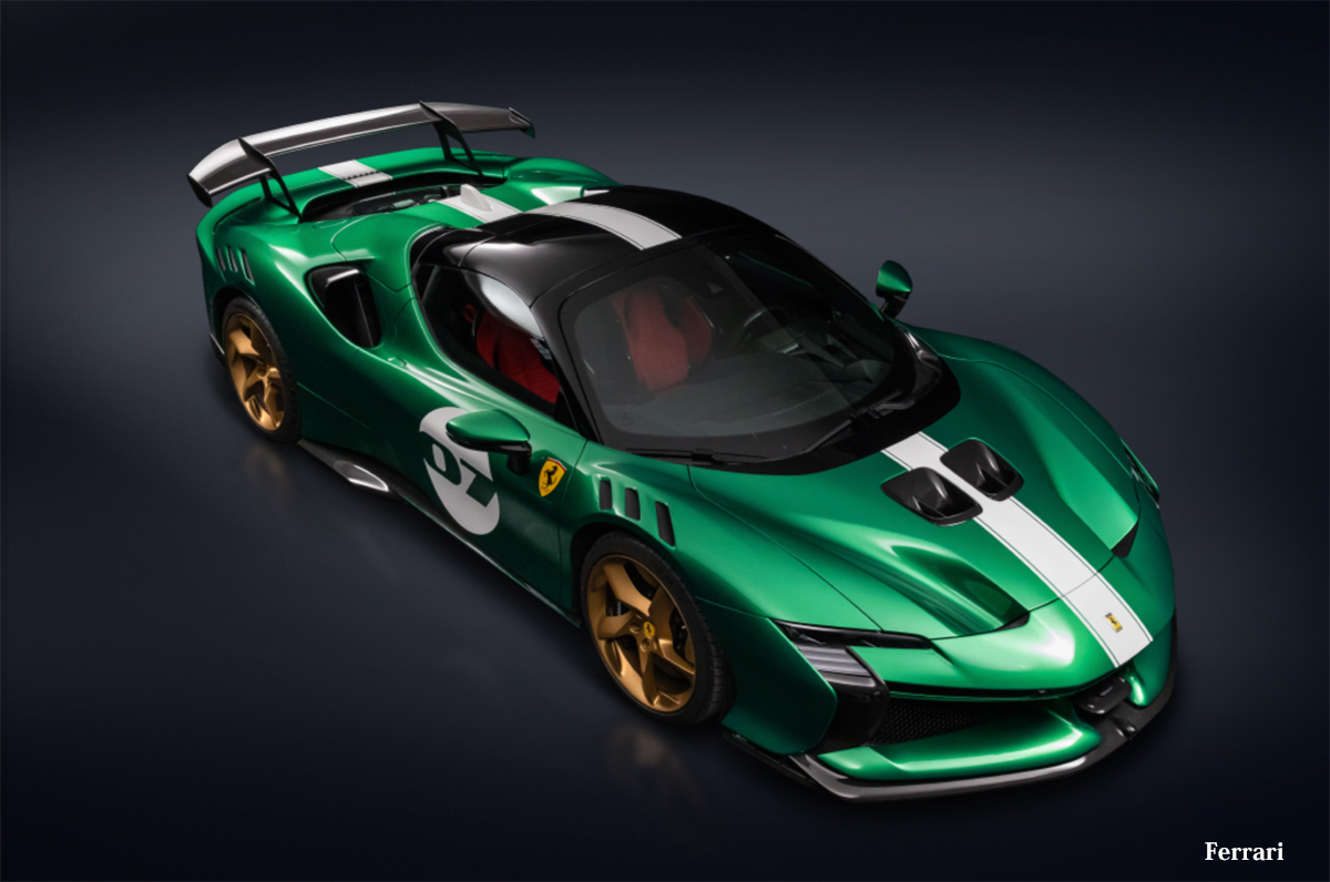 テーラーメイドにて仕上げられたフェラーリSF90 XXのエクステリア（グリーンとホワイト）