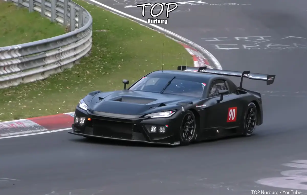 ニュルブルクリンクを走行するGR GT3のプロトタイプ