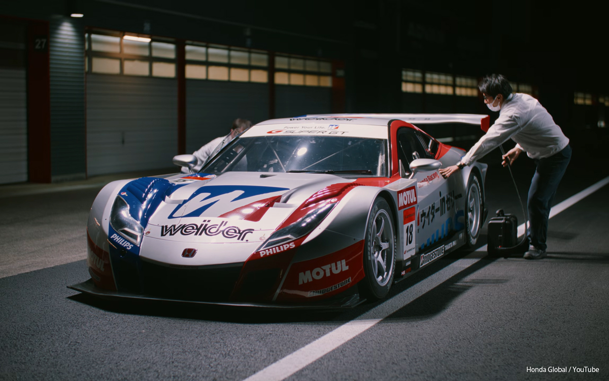 2010年のホンダのレーシングカー、HSV-010（フロント）