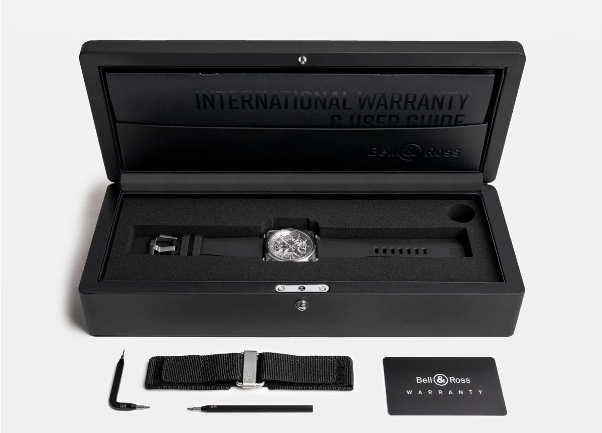 ベル＆ロスの腕時計、BR-03スケルトンスティールのケースと付属品