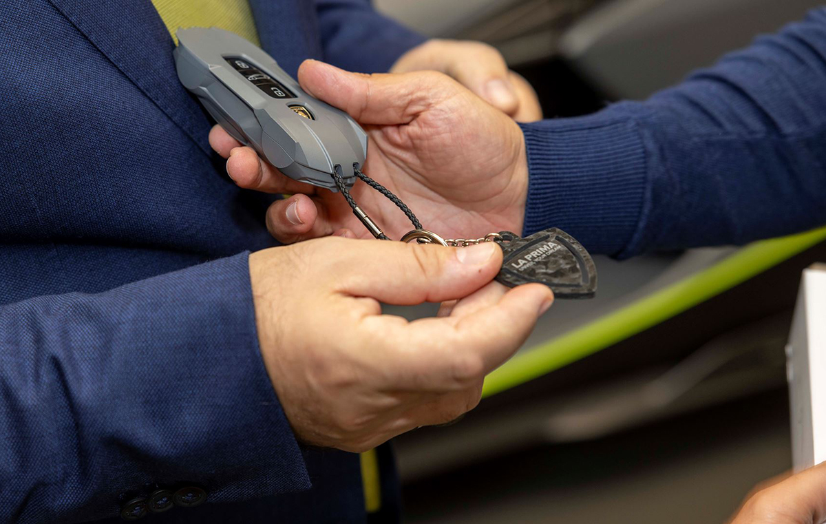 ランボルギーニのオーダープロセス~納車式「ラ・プリマ」