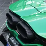 ランボルギーニ・レヴエルトのテールパイプ