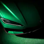 ランボルギーニ・ウルスSEの限定モデル「Tettonero」のフロント（グリーン）