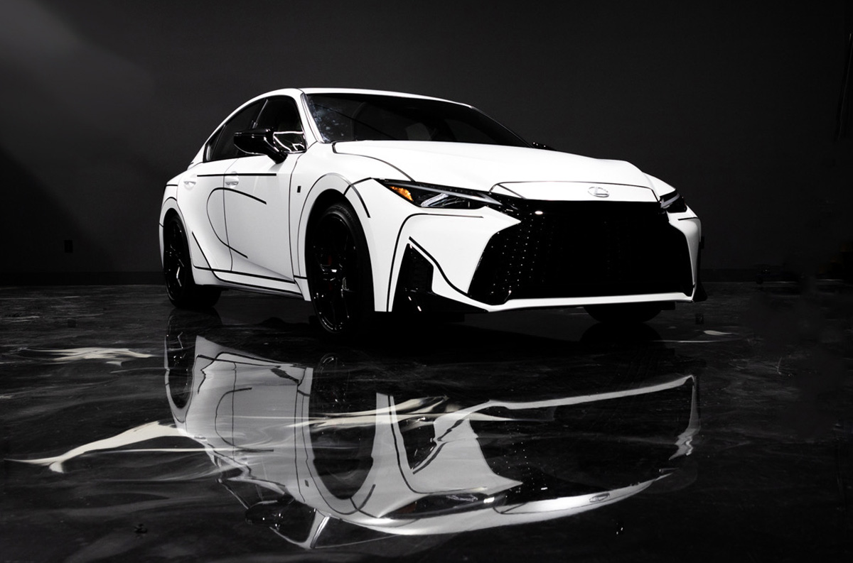 レクサスIS350の「マンガ塗り」アートカー(ホワイト、フロントサイド)