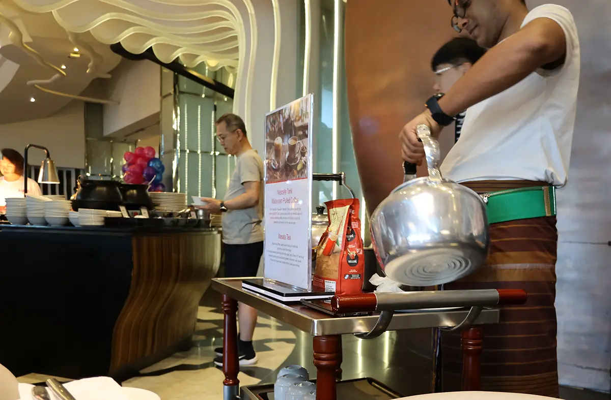 マレーシア ヒルトンクアラルンプールの朝食ブッフェ（ティータリク）