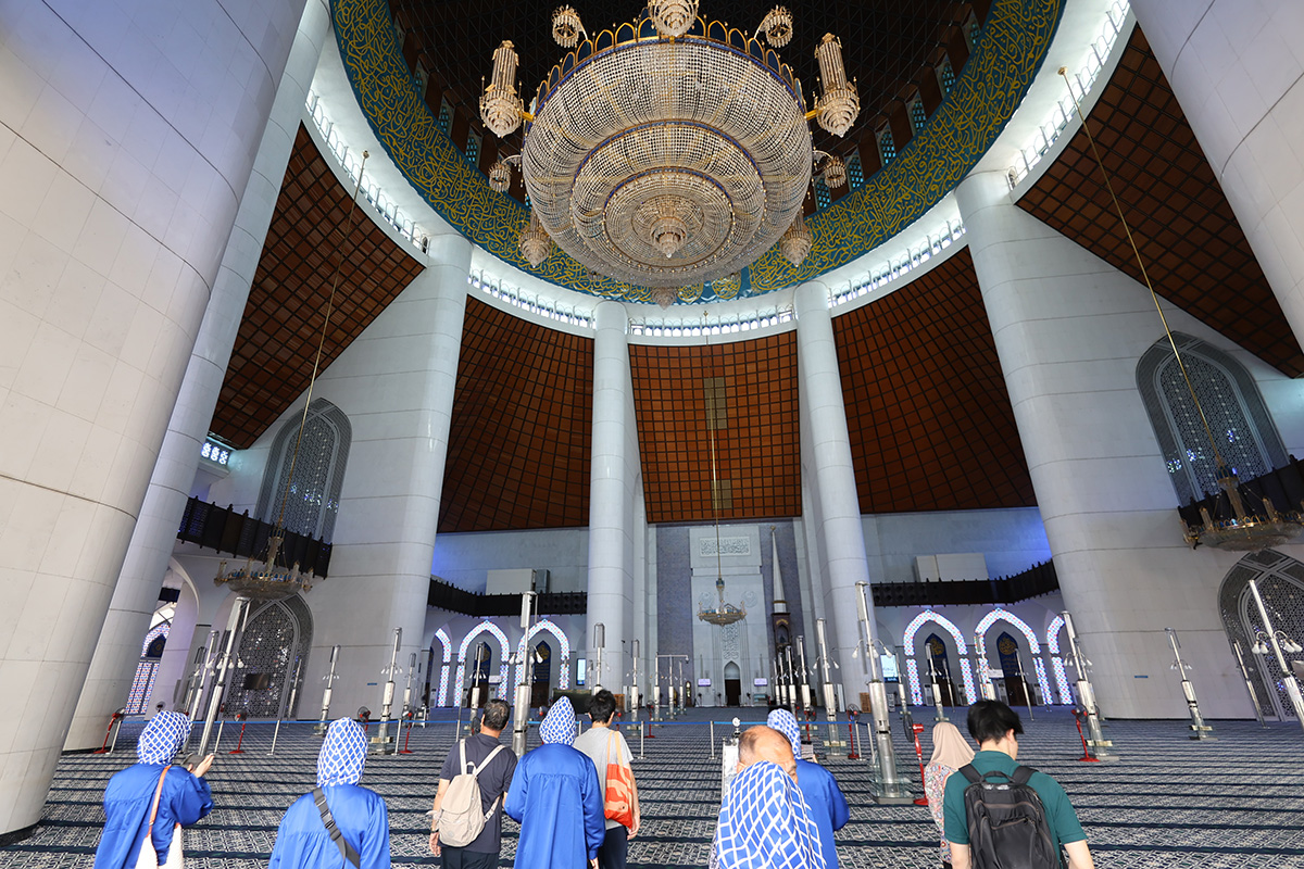 マレーシア クアラルンプールの「ブルーモスク」～室内