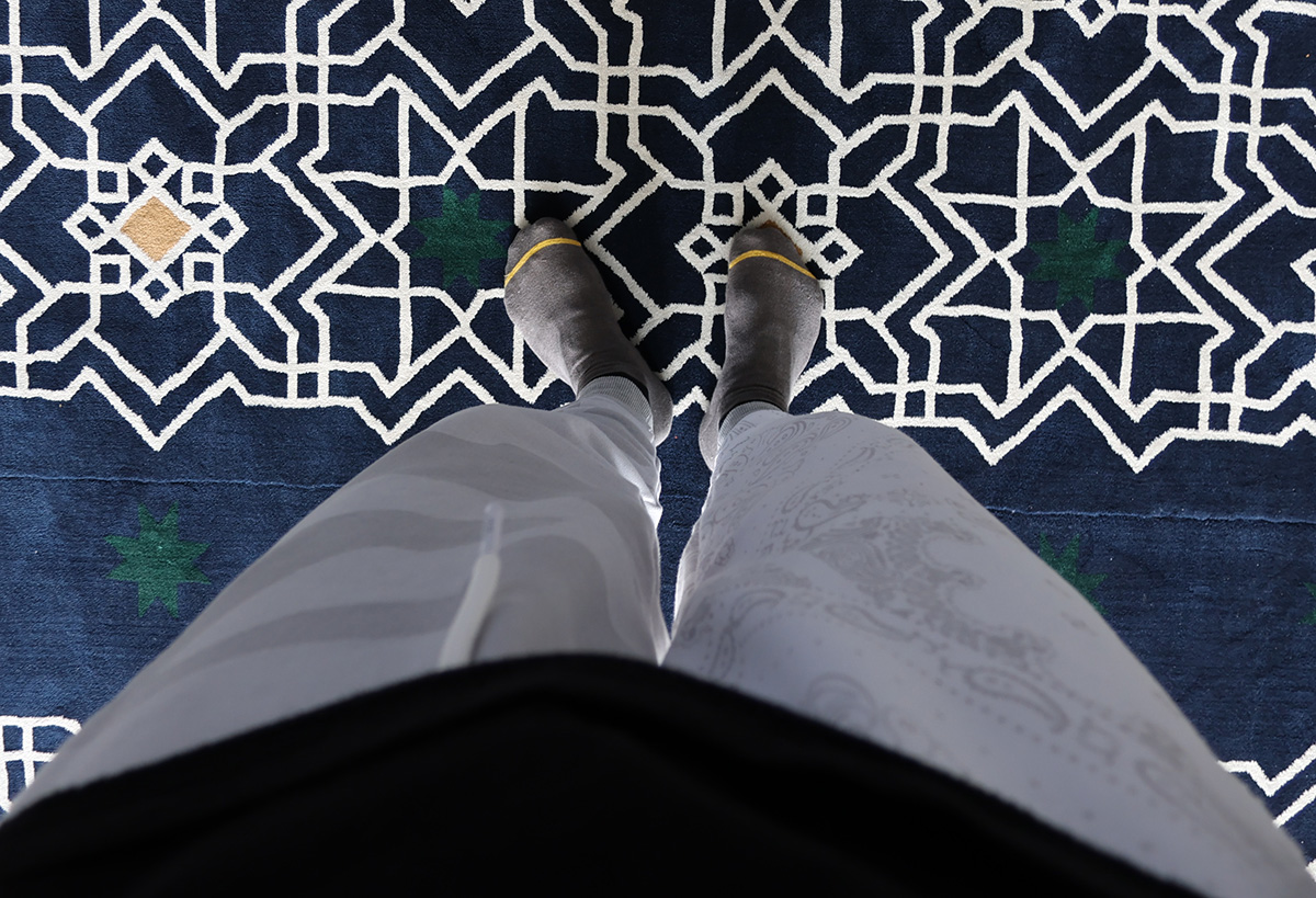 マレーシア クアラルンプールの「ブルーモスク」～カーペット