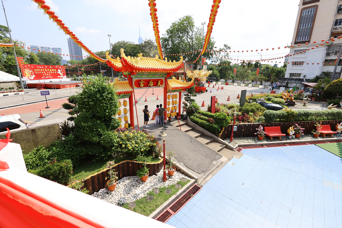 マレーシア クアラルンプールの「天后宮」〜2Fからの眺め