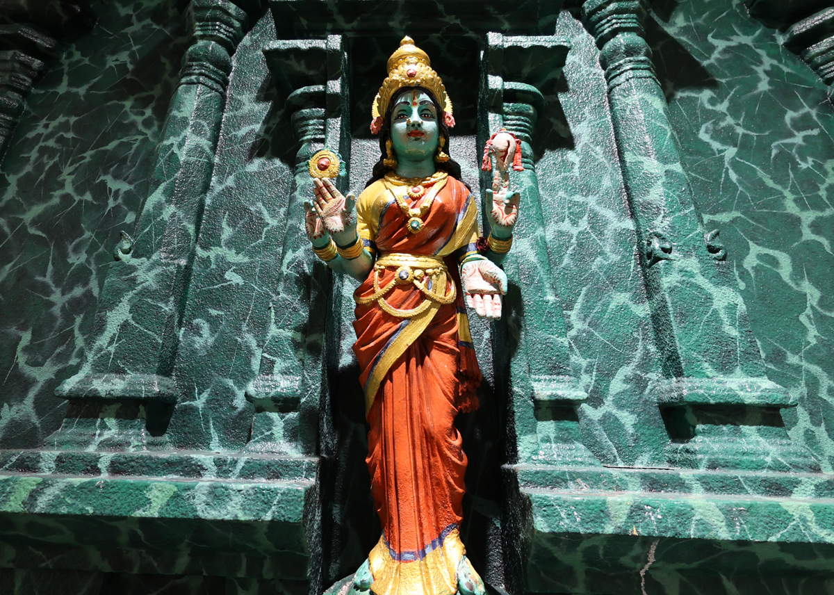 マレーシア クアラルンプールの「スリ マハ マリアマン」インド寺院