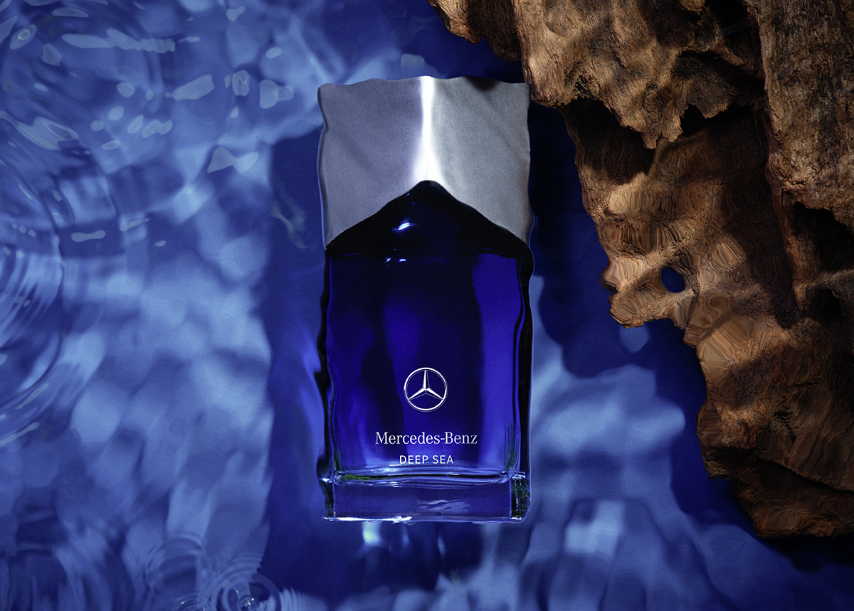 メルセデス・ベンツの新作フレグランス、「ディープシー」