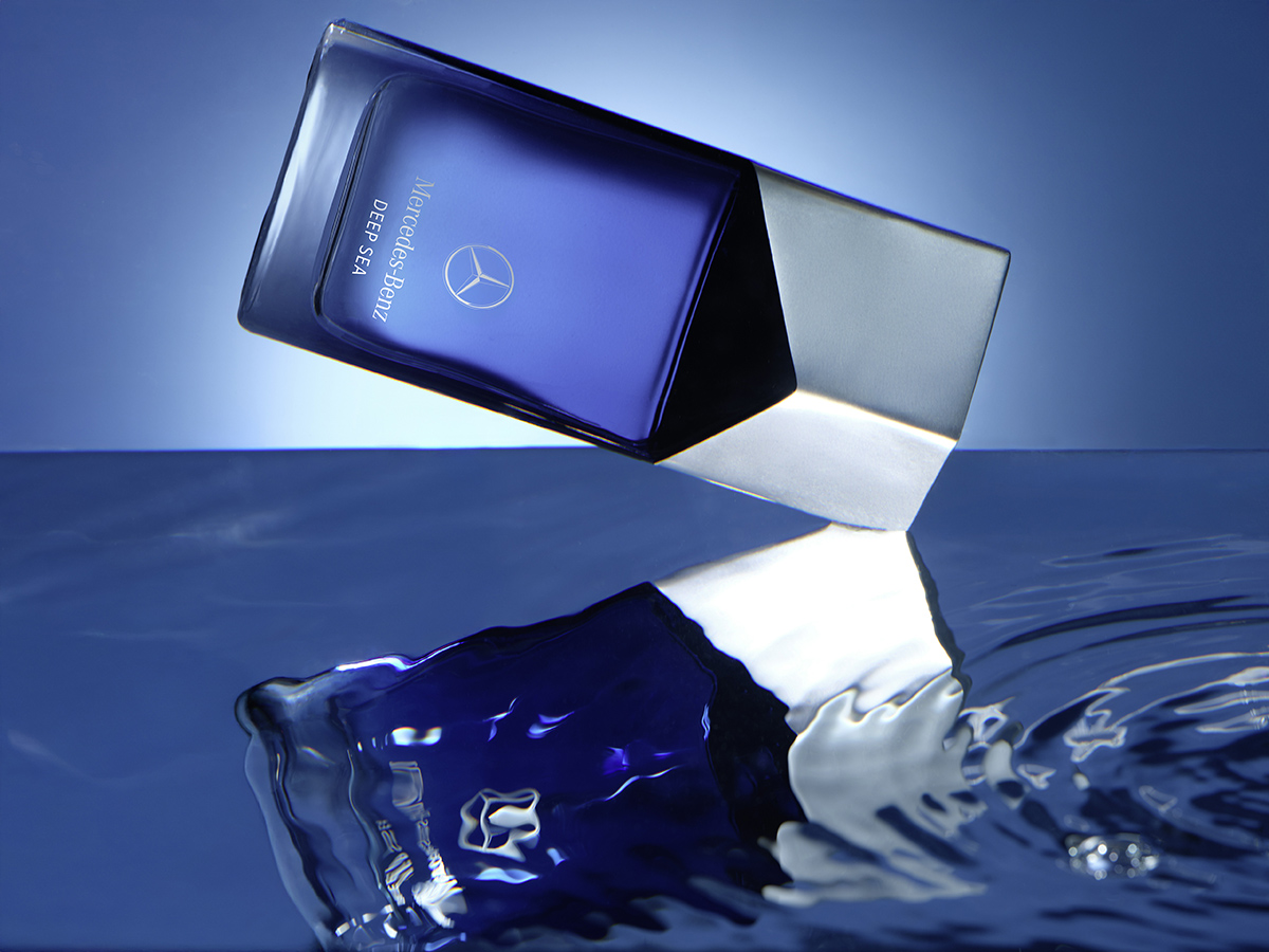 メルセデス・ベンツの新作フレグランス、「ディープシー」