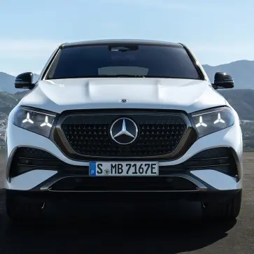 メルセデス・ベンツGLE(クーペ)のエクステリア~フロント