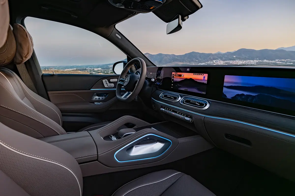 メルセデス・ベンツGLSのインテリア～ダッシュボード