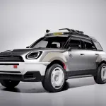 ミニとヴァガブンドとのコラボレーションによる野外フェス仕様のカントリーマン（エクステリア〜フロント）