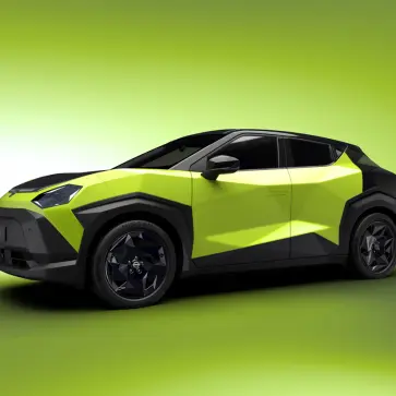 日産 新型ジュークEVのフロント(グリーン)