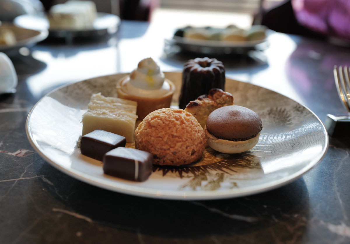 大阪ステーションホテルの鉄板焼「瑞」にて提供されるスイーツブッフェ