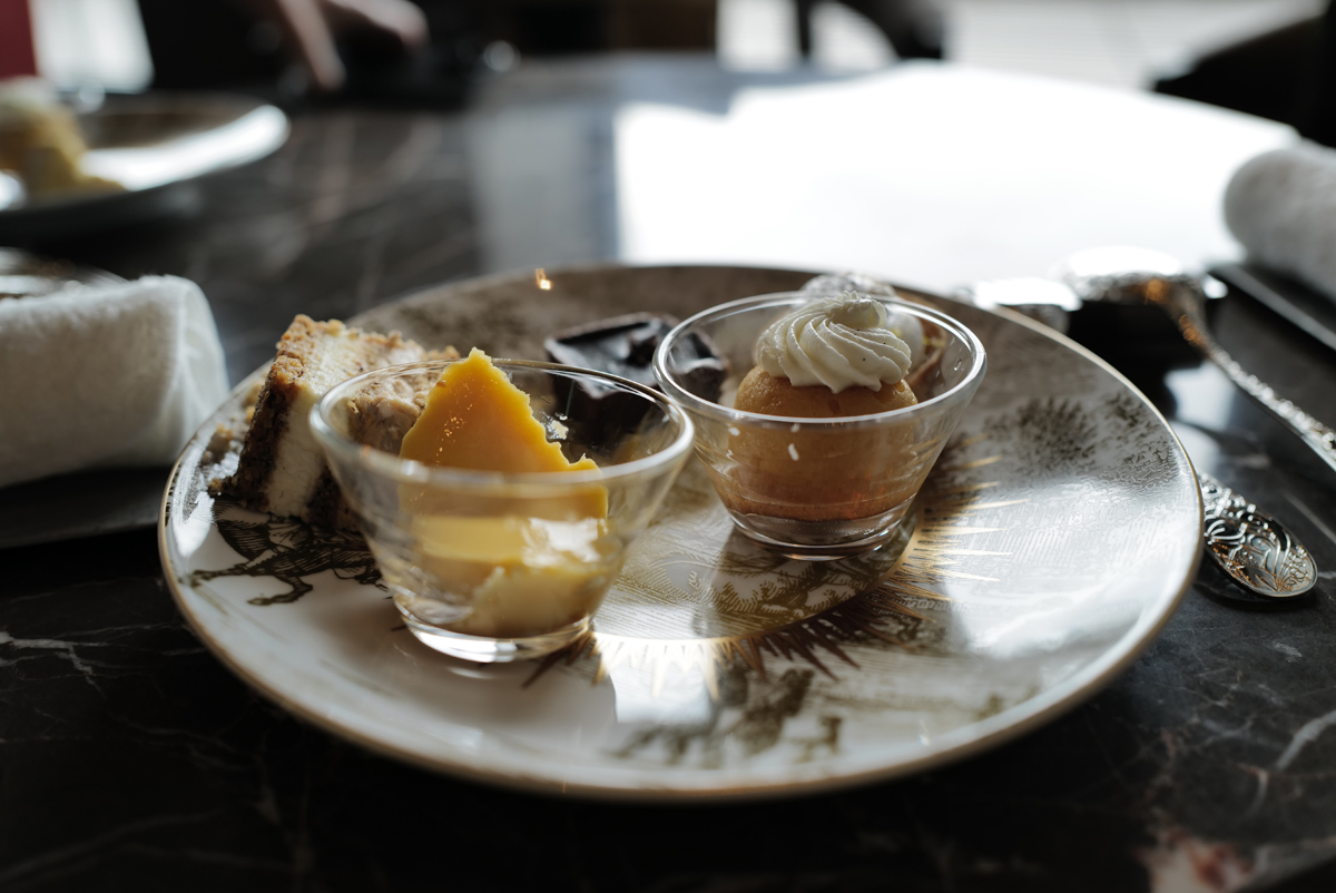 大阪ステーションホテルの鉄板焼「瑞」にて提供されるスイーツブッフェ