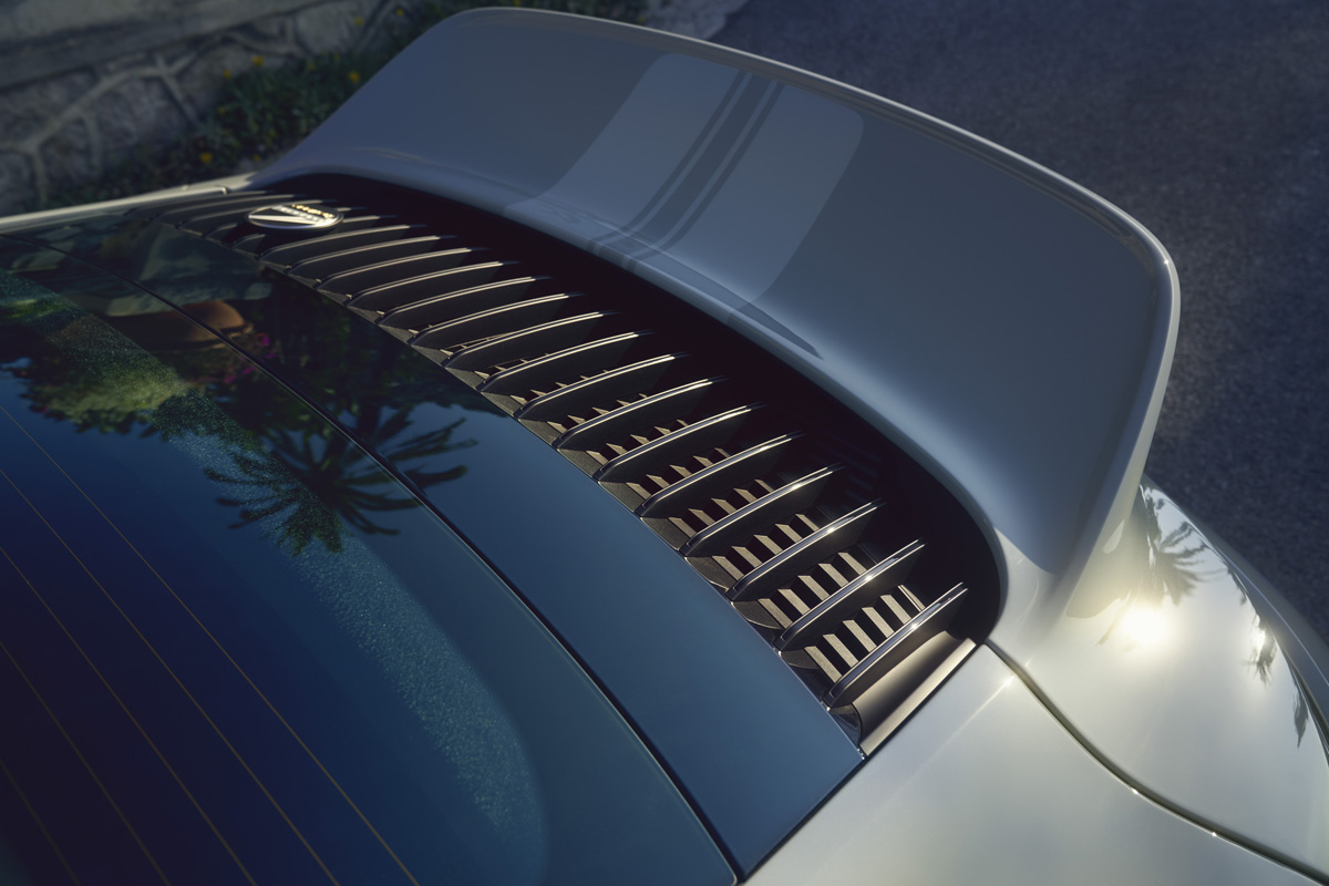 ポルシェ911スポーツクラシック（グレー）〜ダックテールスポイラー