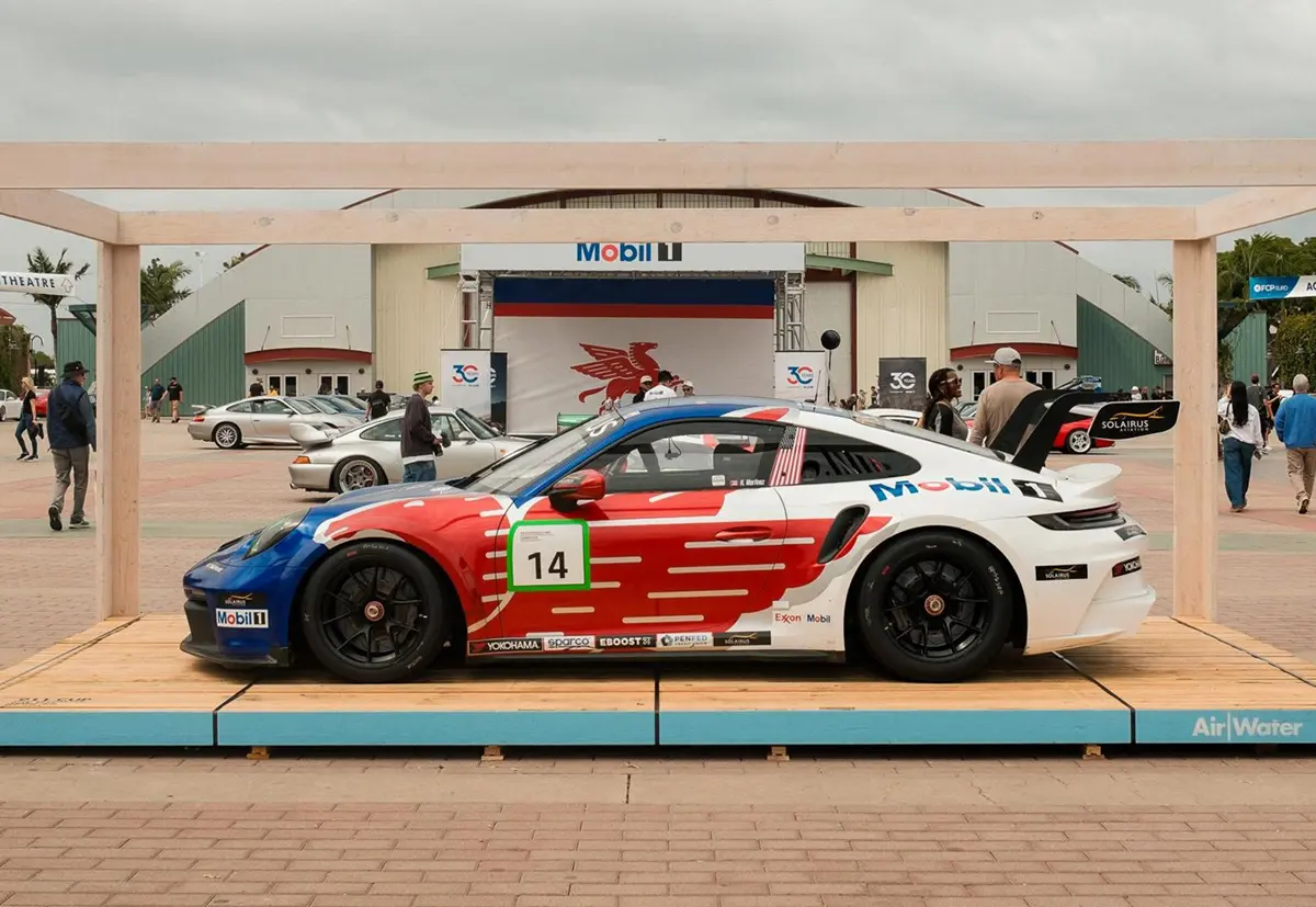 ポルシェのイベント「AIR|WATER」にて展示される911GT3