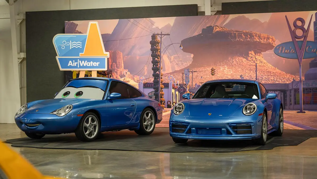 ポルシェのイベント「AIR|WATER」にて展示されるサリー・カレラ