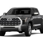 トヨタ・タンドラ（静止、メタリックグレー、フロント）