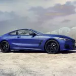 BMW8シリーズ クーペのサイドビュー（ブルー）