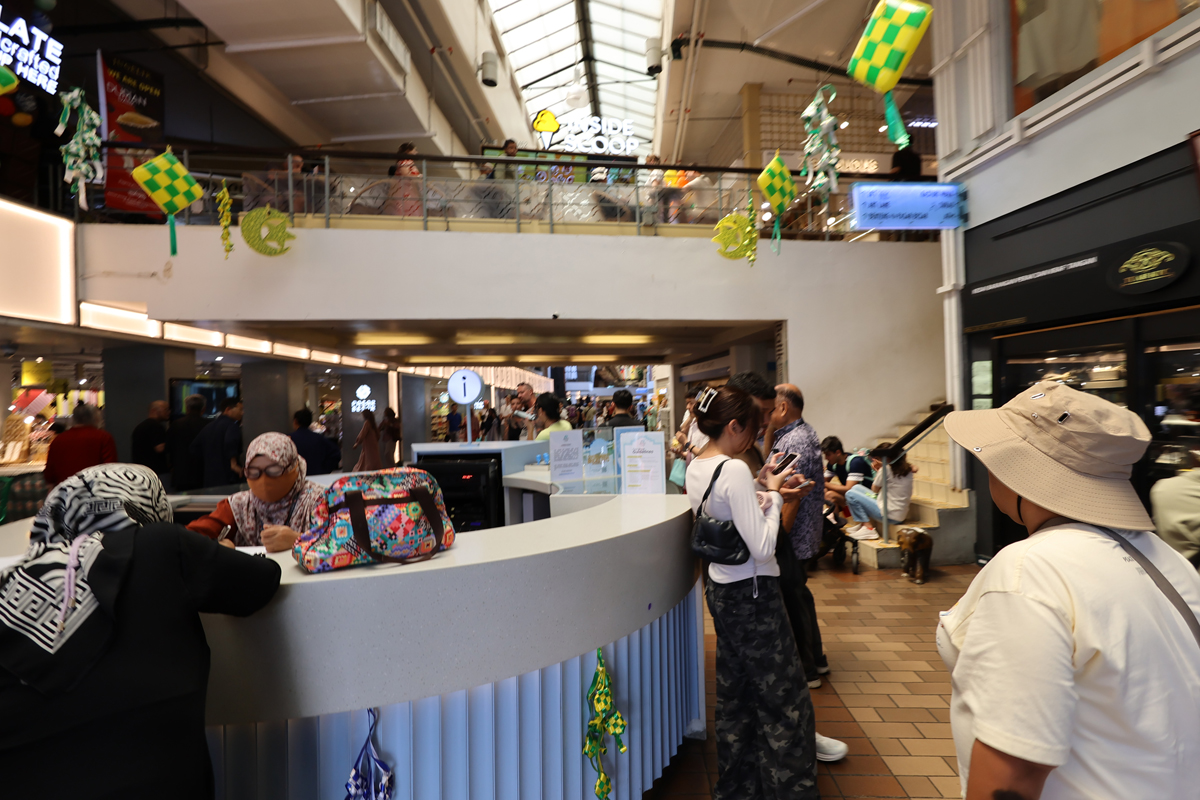 マレーシア、クアラルンプールの「セントラルマーケット」店内