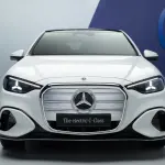 メルセデス・ベンツ Cクラスのフロント（スタジオ、静止）