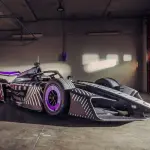 ポルシェの新型フォーミュラEマシン、975RSEの全景