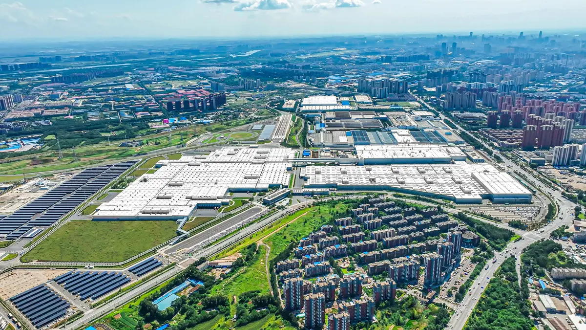 中国・瀋陽のBMW製造工場