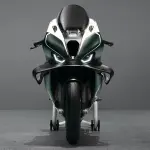 BMWの限定バイク、M RR アイル・オブ・マン「TT」のフロント