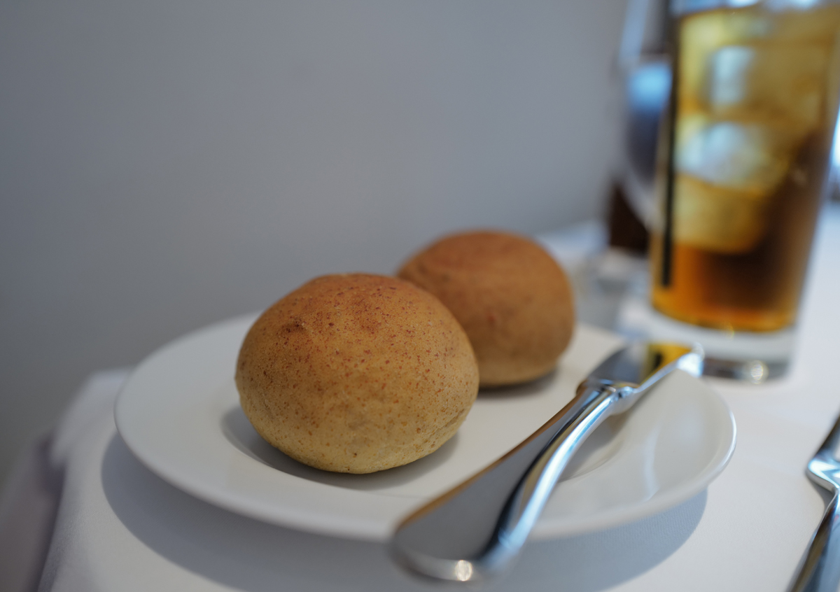 ベンジャミンステーキハウスのランチ（パン）