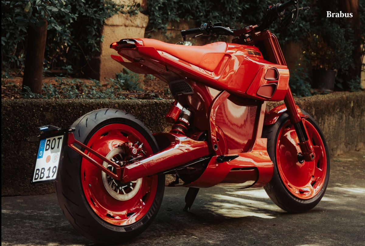 ブラバスの電動バイク、「アーバンE」〜リア