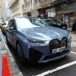 香港で見かけたグレーのBMW
