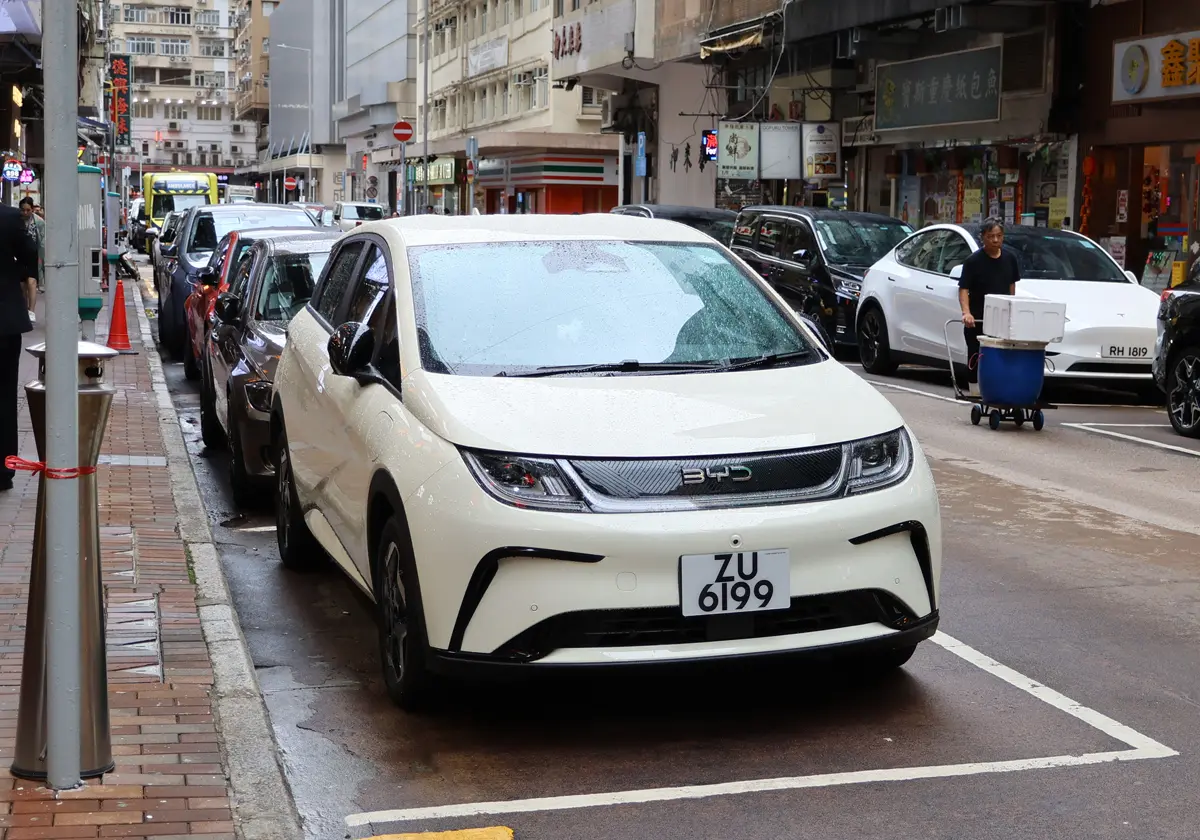 香港にてBYDのEV