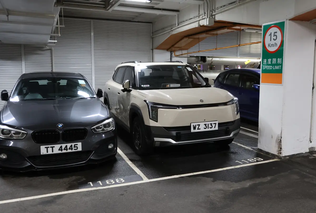 香港で見かけた韓国キアのEV