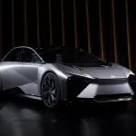 レクサスのコンセプトカー、LF-ZCのエクステリア