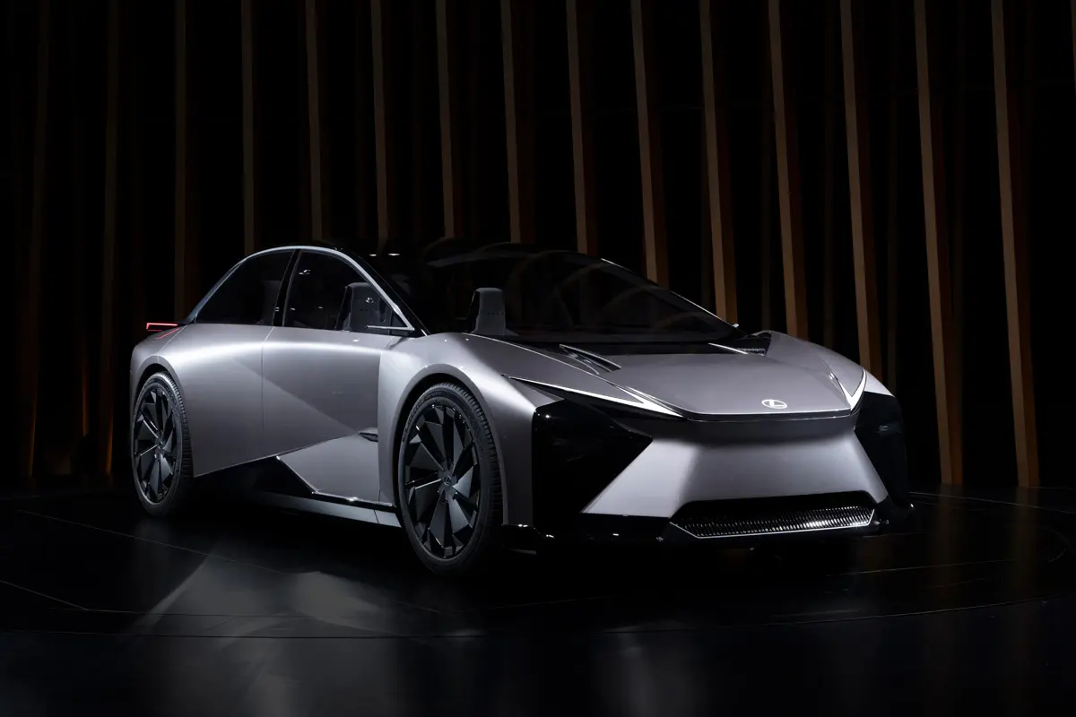 レクサスのコンセプトカー、LF-ZCのエクステリア