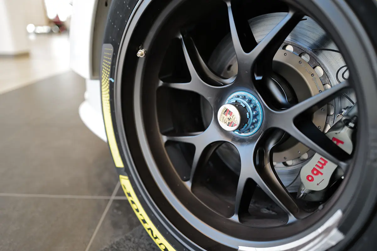 ポルシェ911 GT2 RS　クラブスポーツのホイール