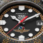 タグ・ホイヤーの限定腕時計「フォーミュラ1 インディ500」の文字盤