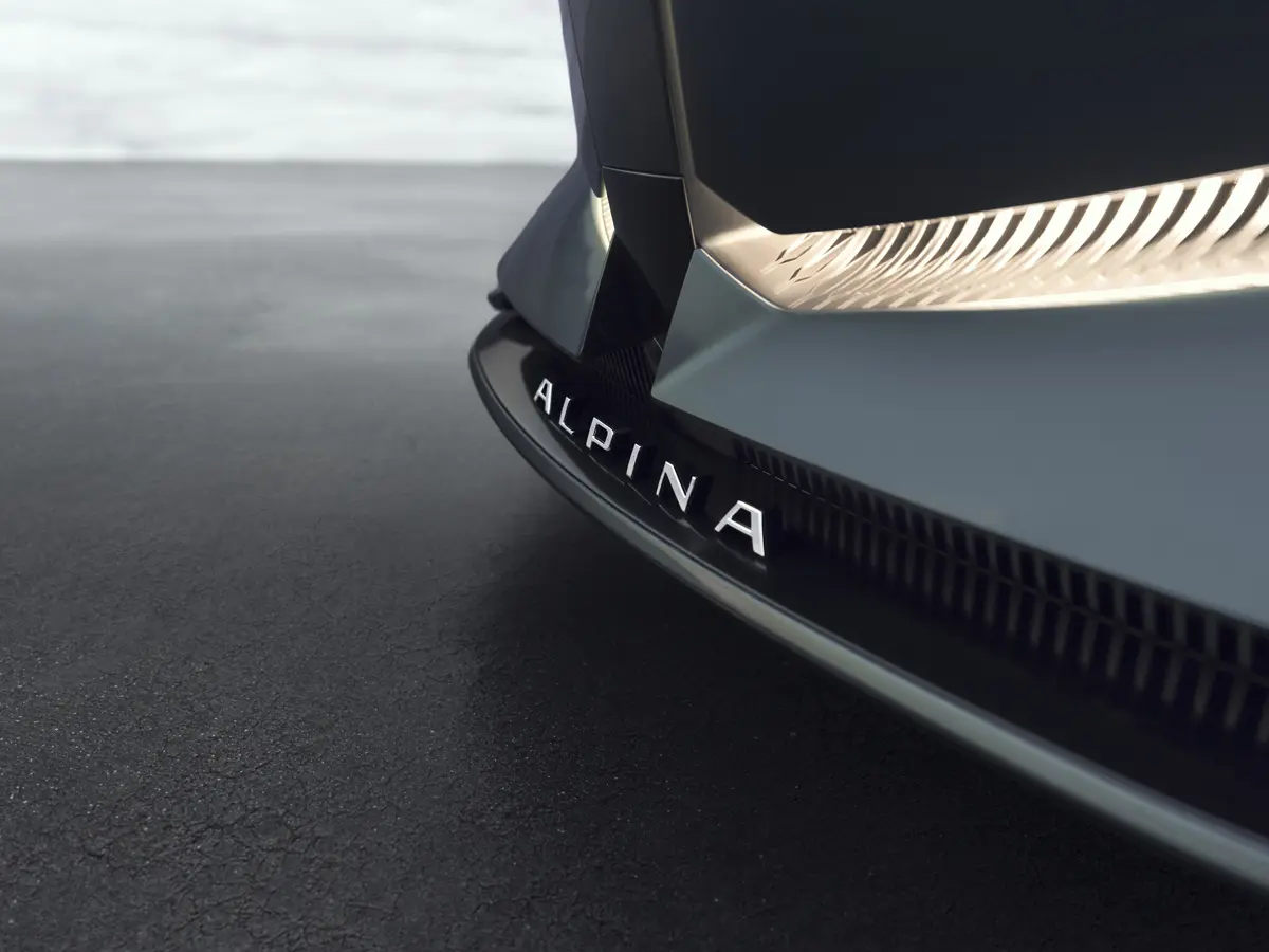 ヴィジョン BMW アルピナのエクステリア〜フロント