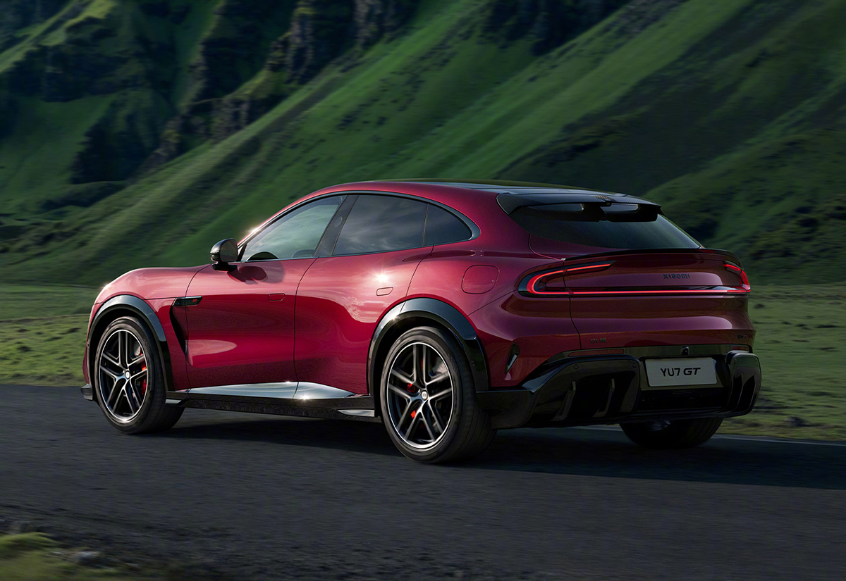 シャオミYU7 GT(レッド)のエクステリア~リア