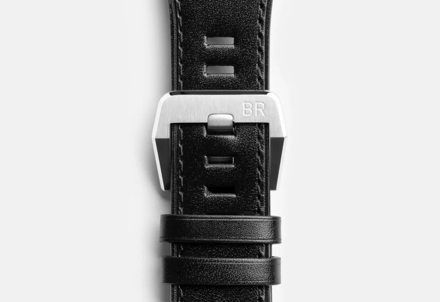 ベル＆ロスの新作腕時計、BR-03 グリーンスティールのバックル