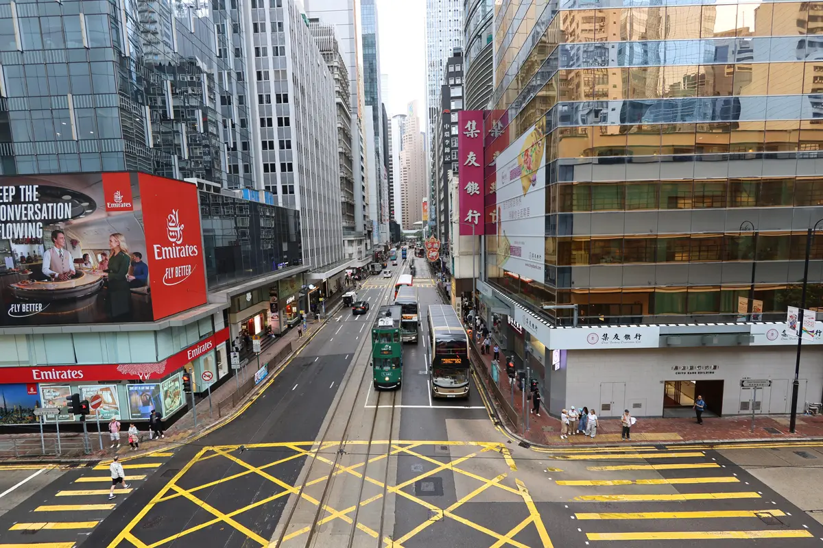 香港（セントラル）の風景〜路面電車に二階建てバス